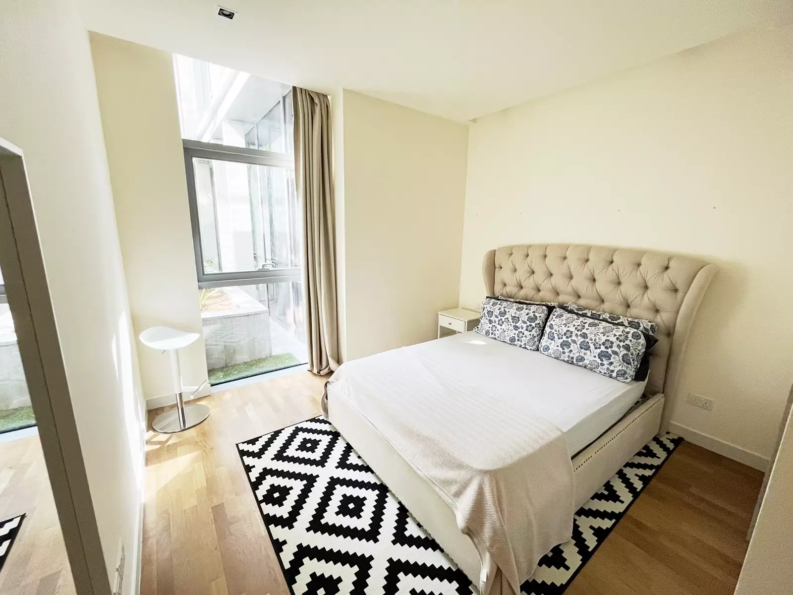 Building 20, City Walk