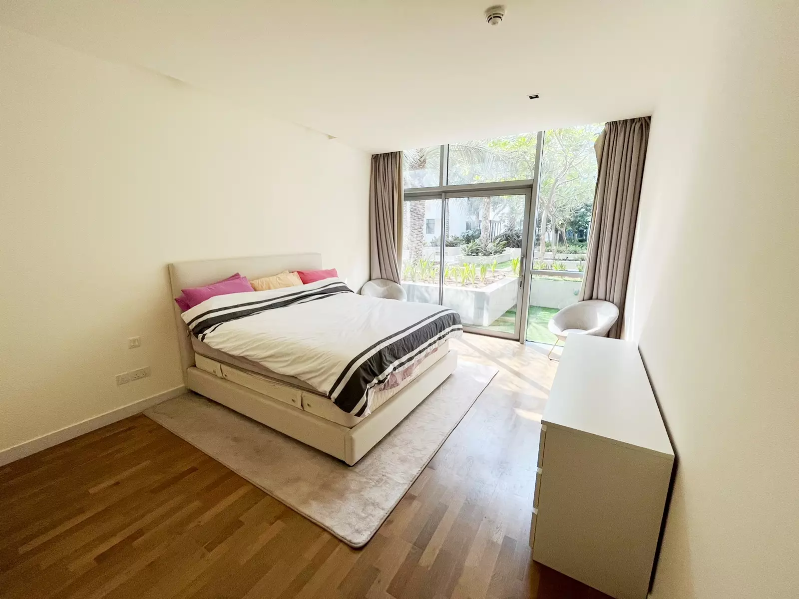 Building 20, City Walk