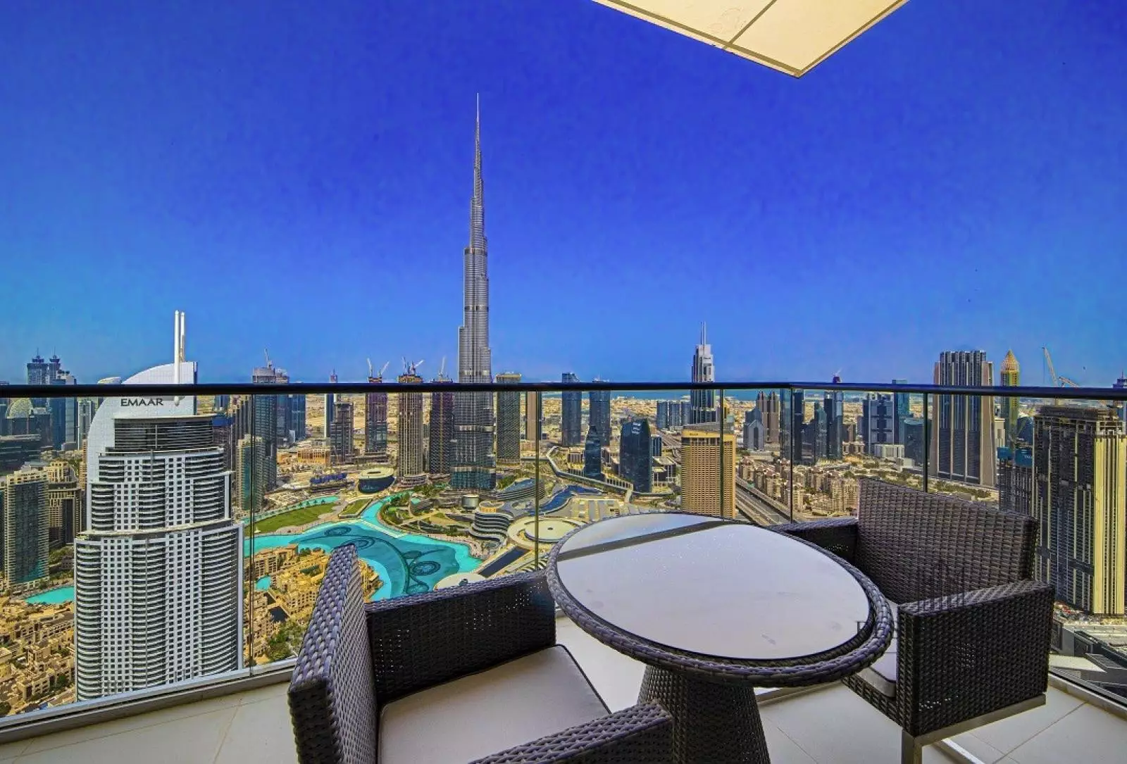Address Fountain Views