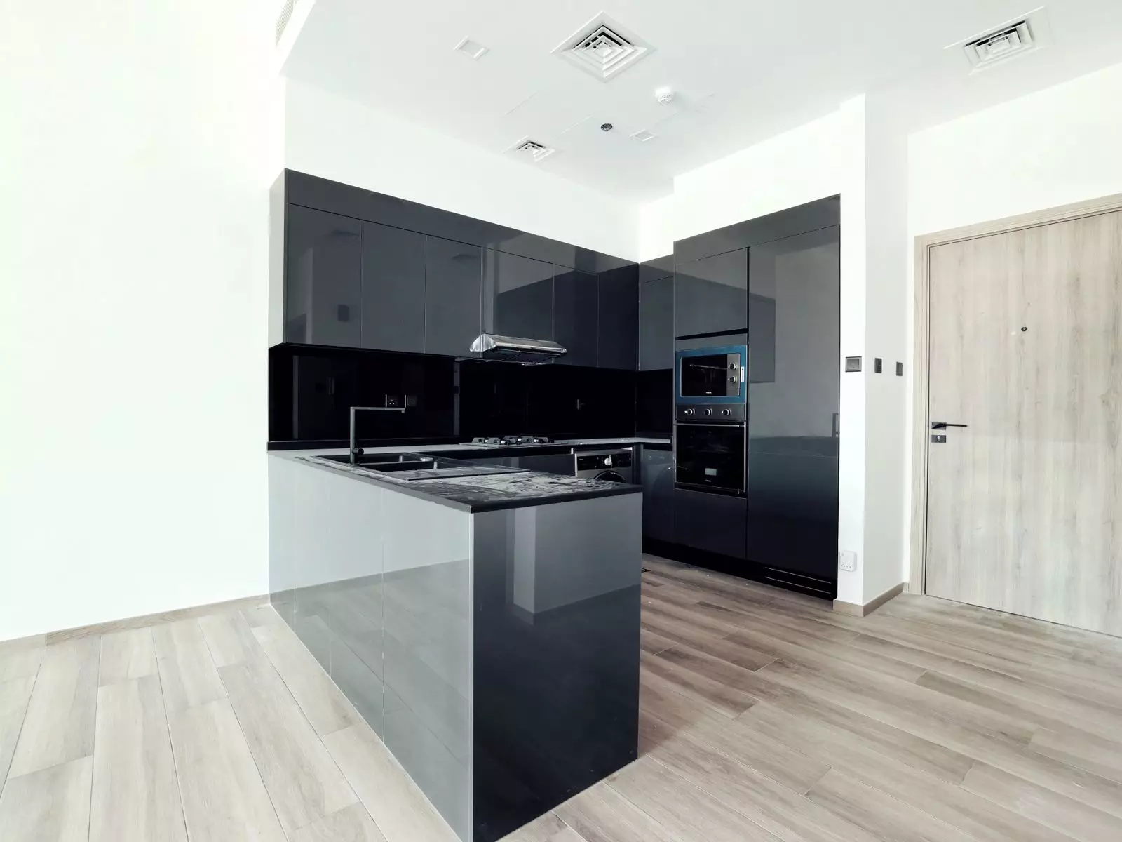 Paramount Damac Tower